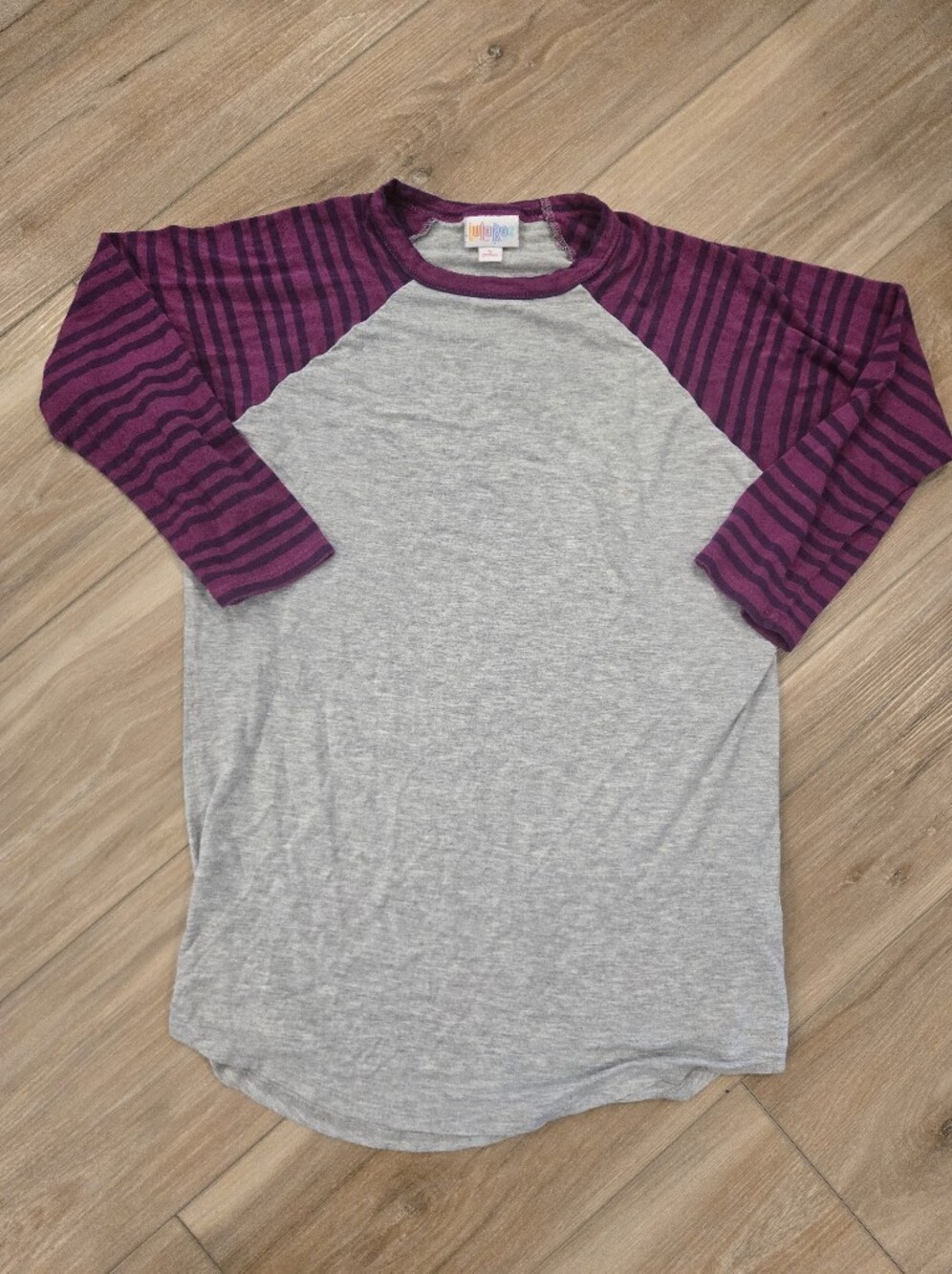 LuLaRoe Raglan Long Sleeve Top - Gray with Purple Stripes